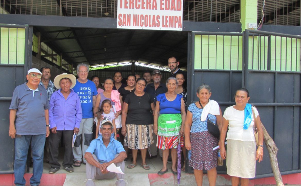 Personas mayores San Nicolas Lempa