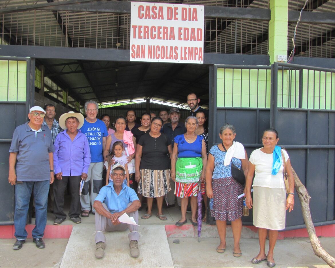 Personas mayores San Nicolas Lempa