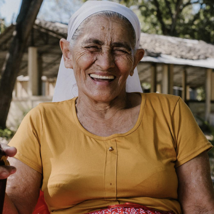 Margarita-beneficiaria-del-proyecto-de-apadrinamiento-de-Descartados-bajo-Lempa-El-Salvador