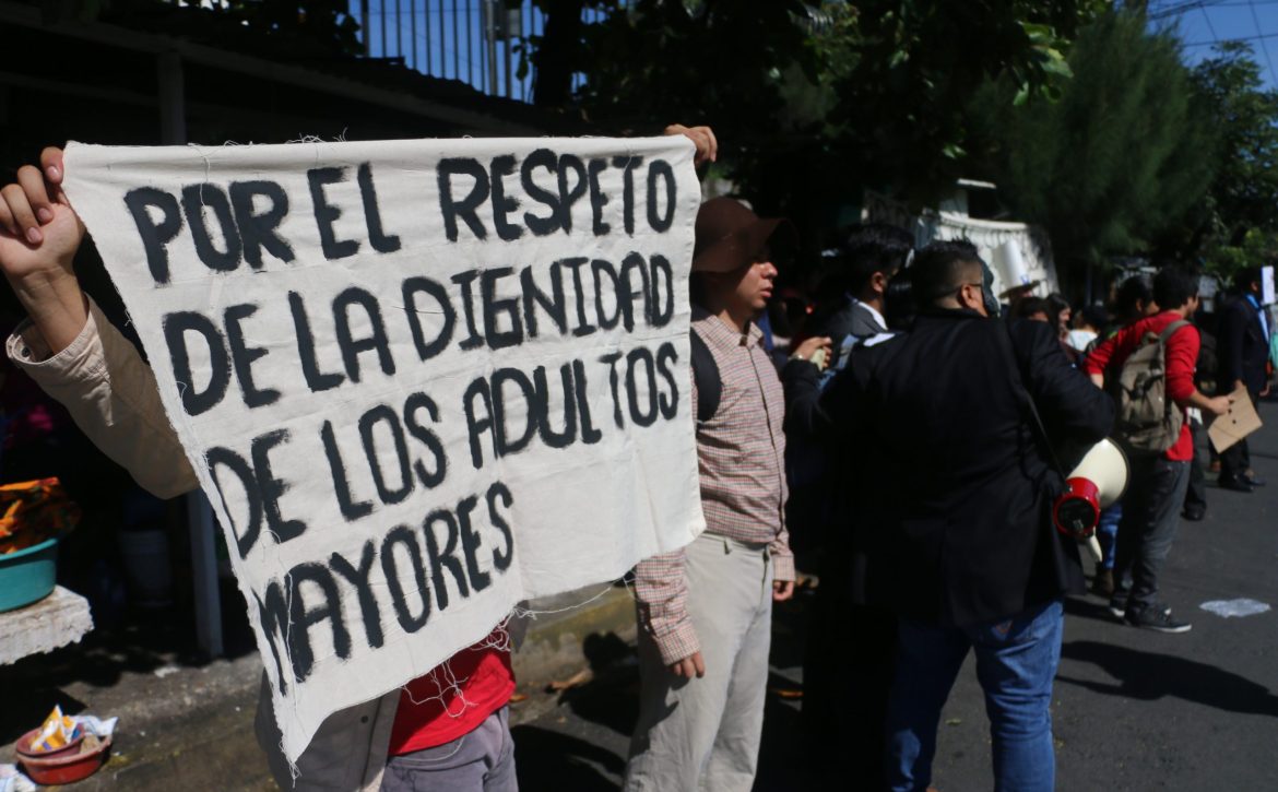 Vuelve a El Salvador es debate sobre la necesidad de pensiones justas, inclusivas y sostenibles
